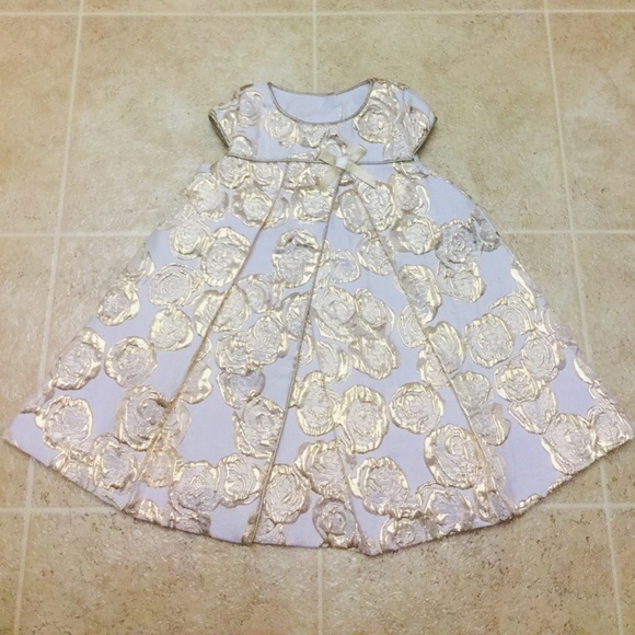 Heirlooms by Polly Flinders Other - Heirlooms by Polly Flinders dress